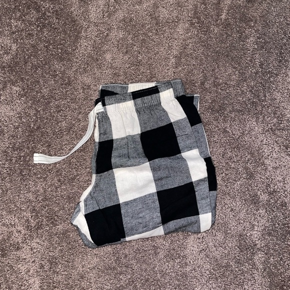 Old Navy fleece pj pants worn once, like new, size S - Picture 2 of 2